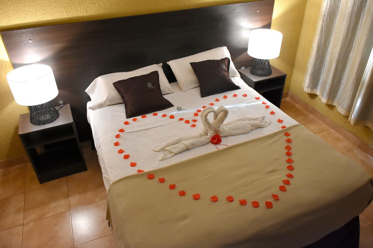 Iguazu Urban Hotel Express Puerto Iguazú Dış mekan fotoğraf